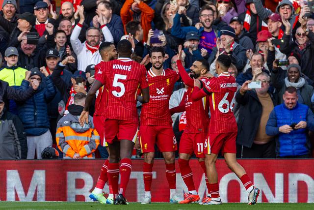 包含利物浦主场战胜曼城，继续领跑榜单的词条